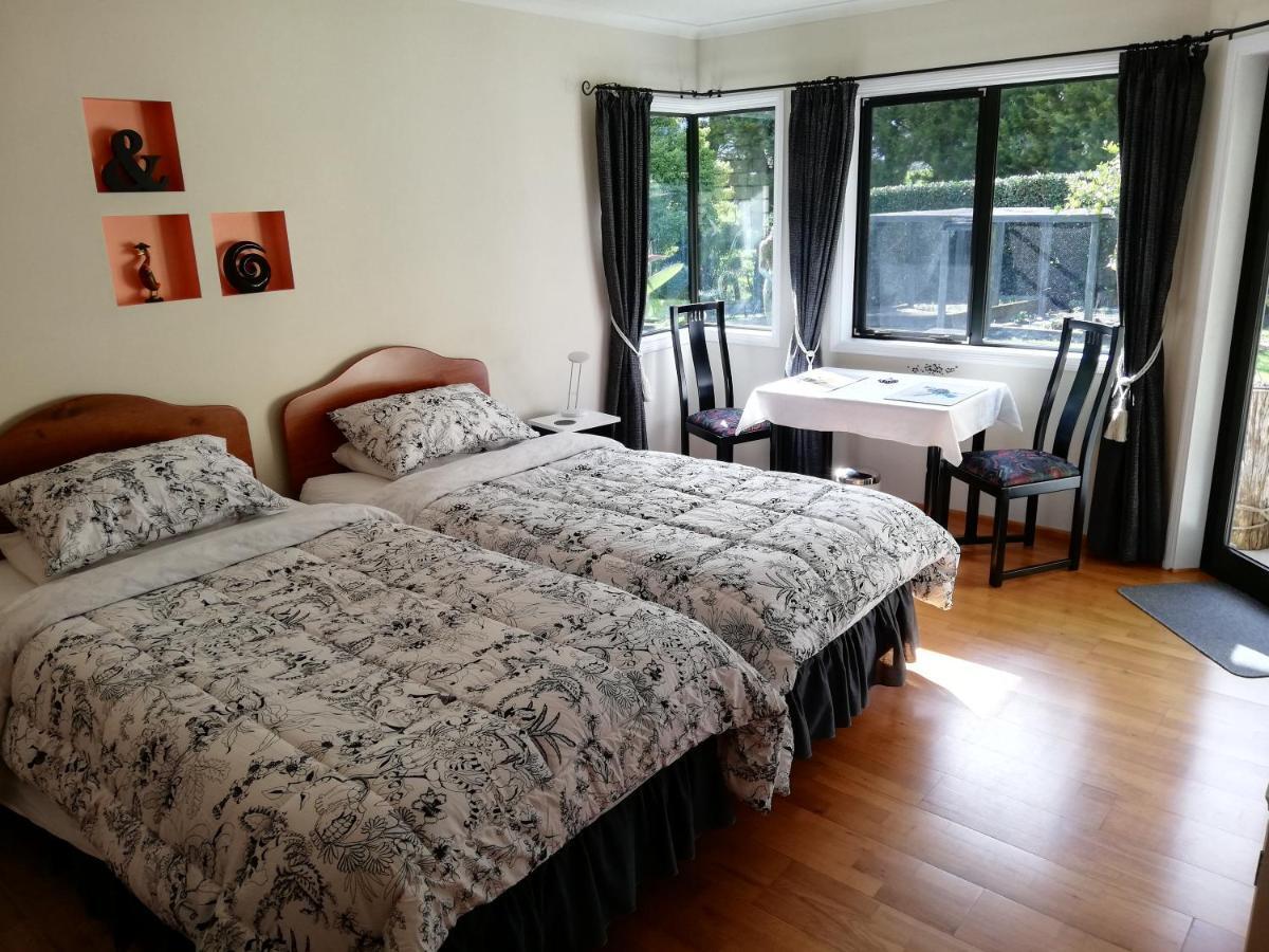 Отель The Little Gem Waitara Экстерьер фото